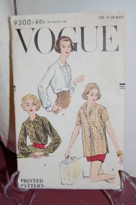 Blouse pattern with kimono sleeves