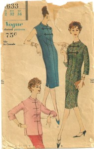 Silk tunic with shell buttons