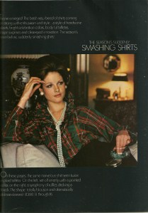 This is the same pattern as the blouse above, but with a ruffled collar.