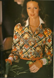 The diagonal print is very effective in this style.