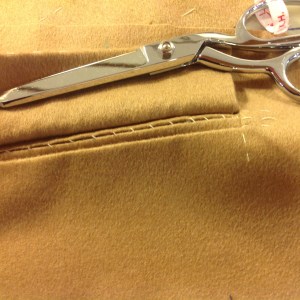 Showing the "buttonhole" type opening.