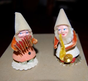 The accordion player looks a little mischievous!