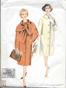 This has got to be one of my favorite examples of pattern art: the model in white holding the scarf so casually, the stylish shoes, and the large clutch handbag on the model on the left - lovely and evocative!